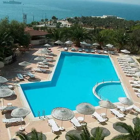 Pamay Hotel 3*